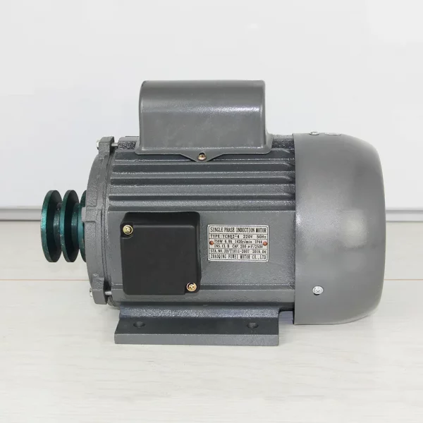 Мотор YC 802-4 1420 / 6,8 A / 750 W / RPM